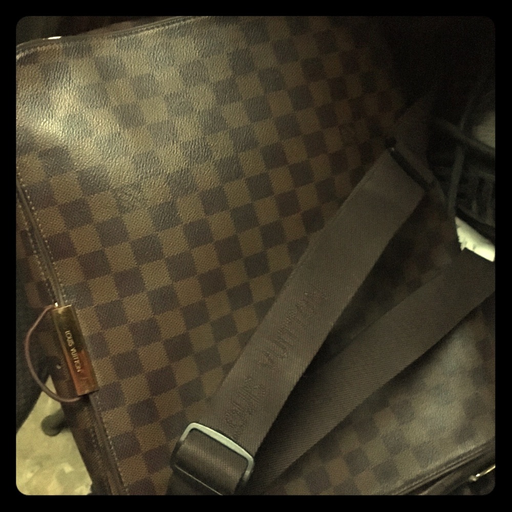 LV messenger bag
